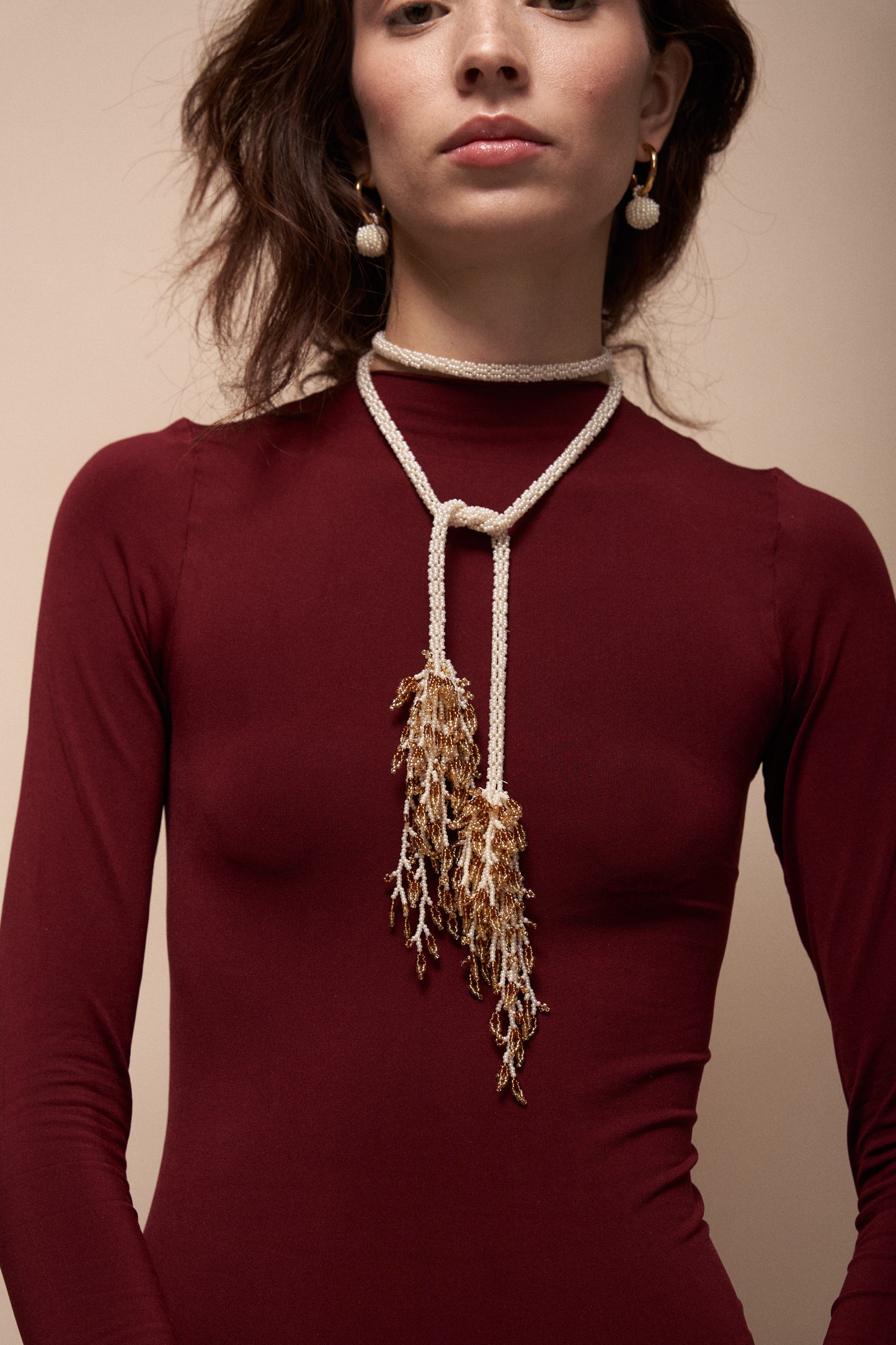 White Raíces Necklace