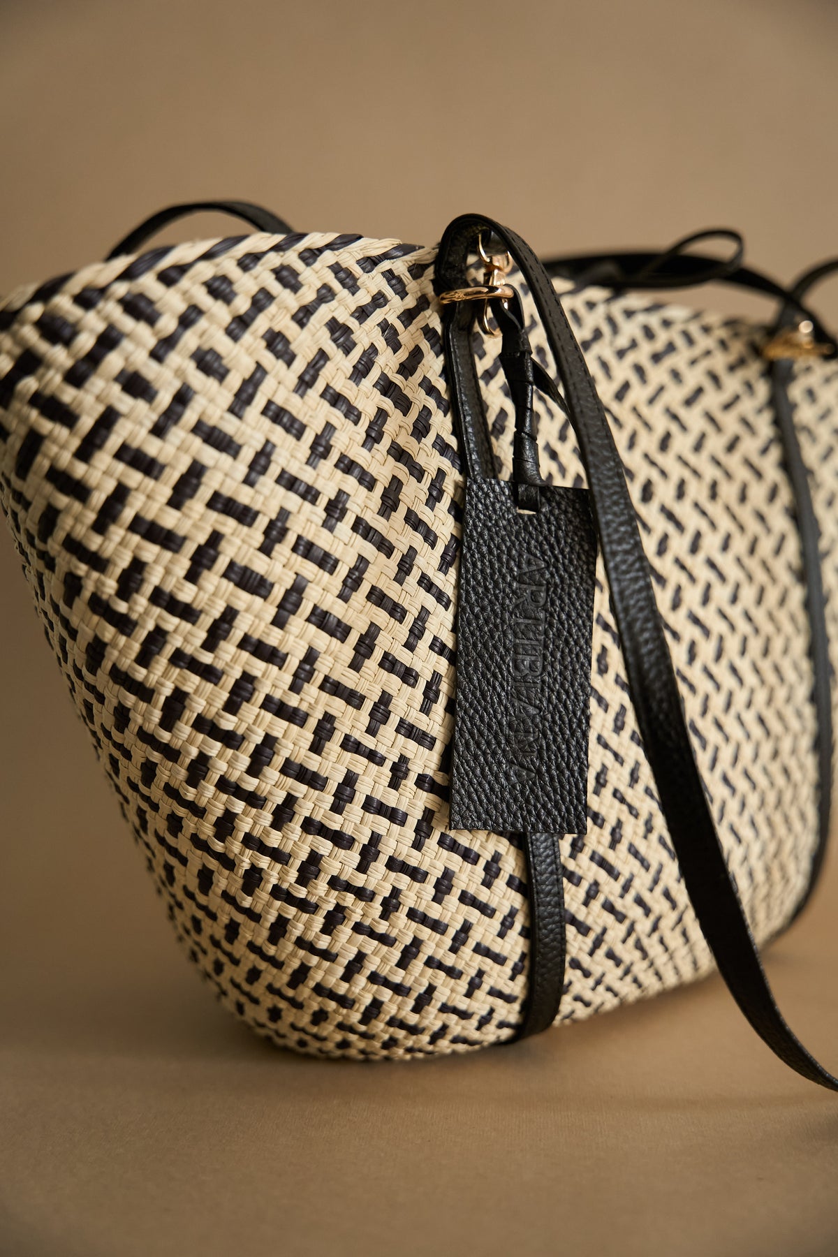 Noir Lida Bag