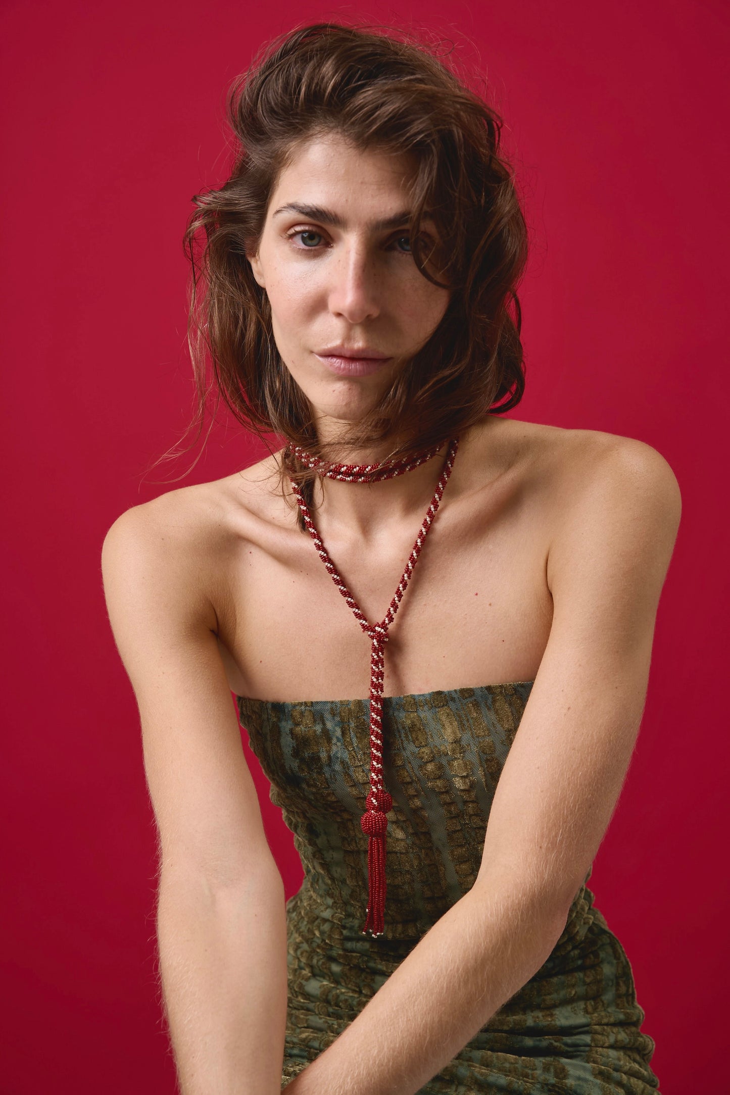 Amara Necklace in Beige & Wine